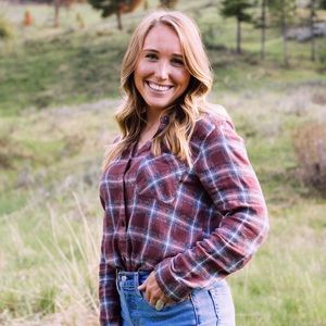 Meet your Posher, Lauren